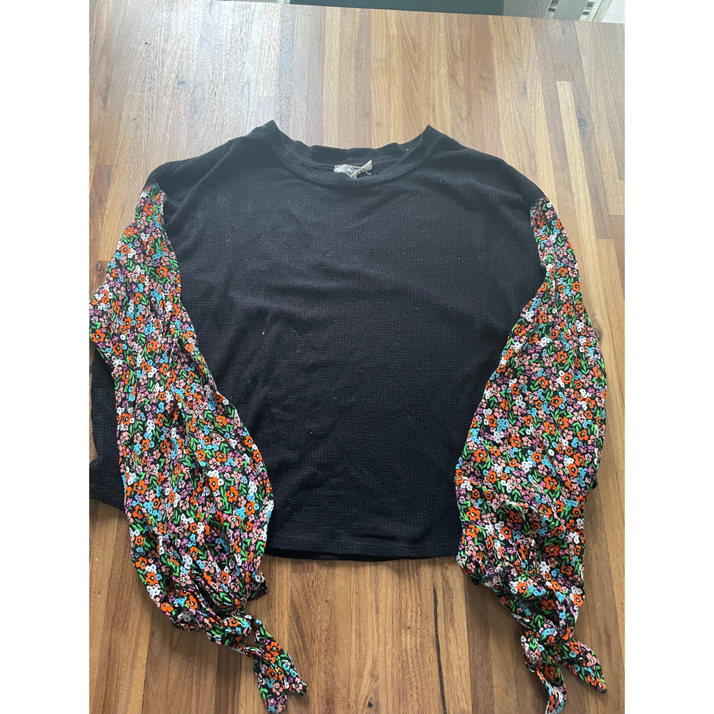 Blu Pepper Floral Peasant Top